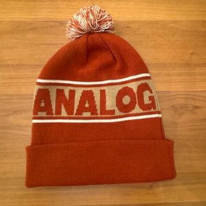 Analog beanie X Large rust